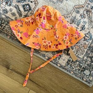 Steve Madden Orange and Pink Floral Bucket Hat NWT